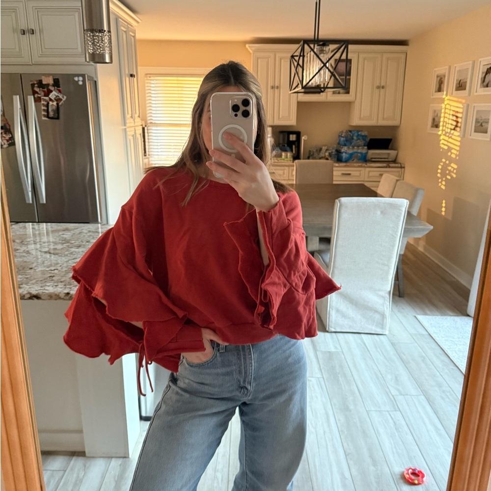 FP Beach Ruffle Sleeve Oversized Sweatshirt Red Size M - Picture 2 of 7